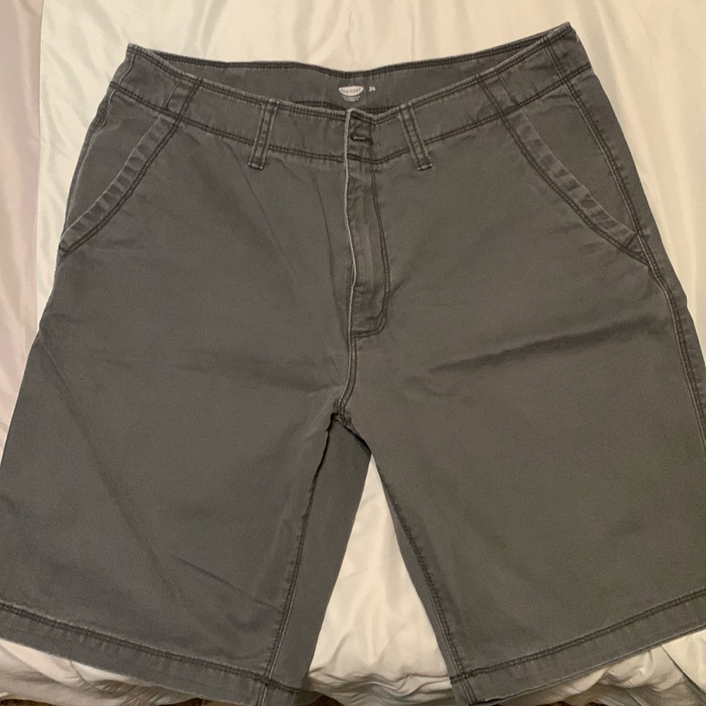 Old navy size 34 khaki shorts